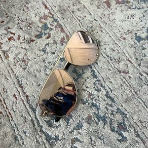 Womens high key mini gold